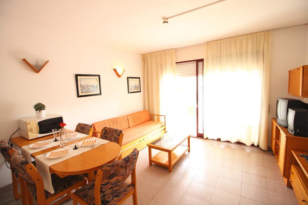 Mariposa 1023 Iberplaya Apartman Salou Kültér fotó